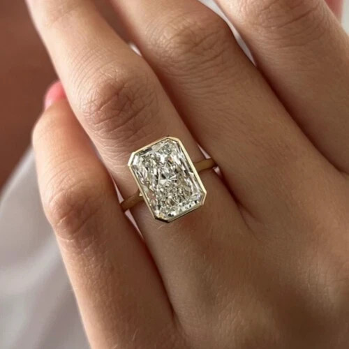 Lab Grown Diamond Wedding Ring 4 Ct Radiant Cut IGI E F VVS CVD 14k Yellow Gold