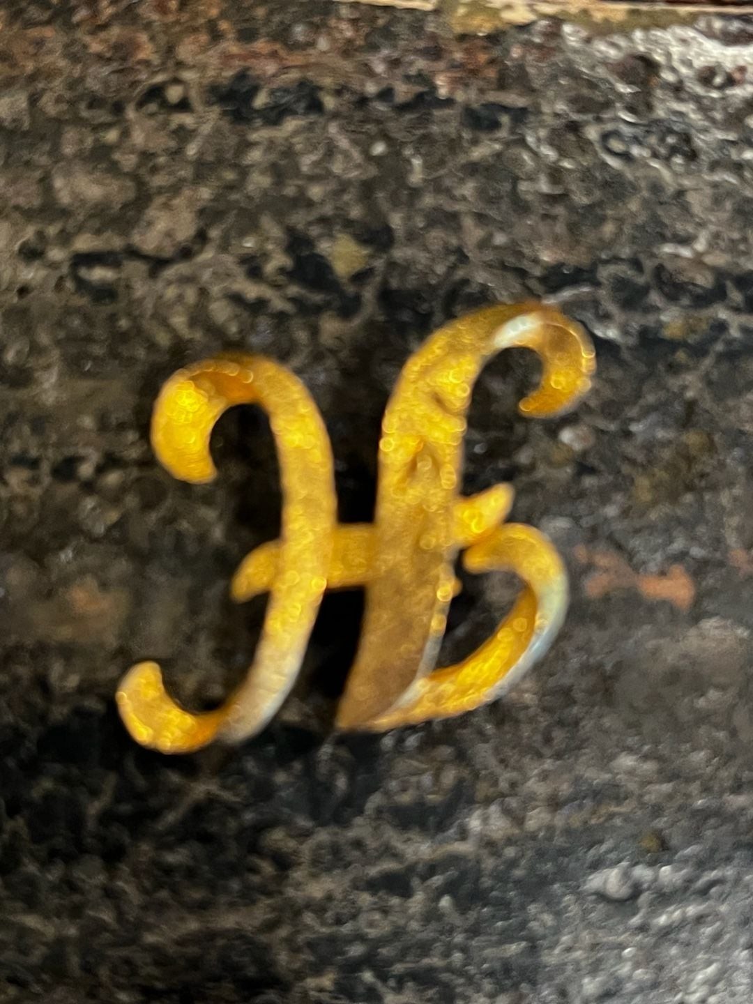 Vintage Mamselle Textured Gold-Tone Initial H Pin Brooch