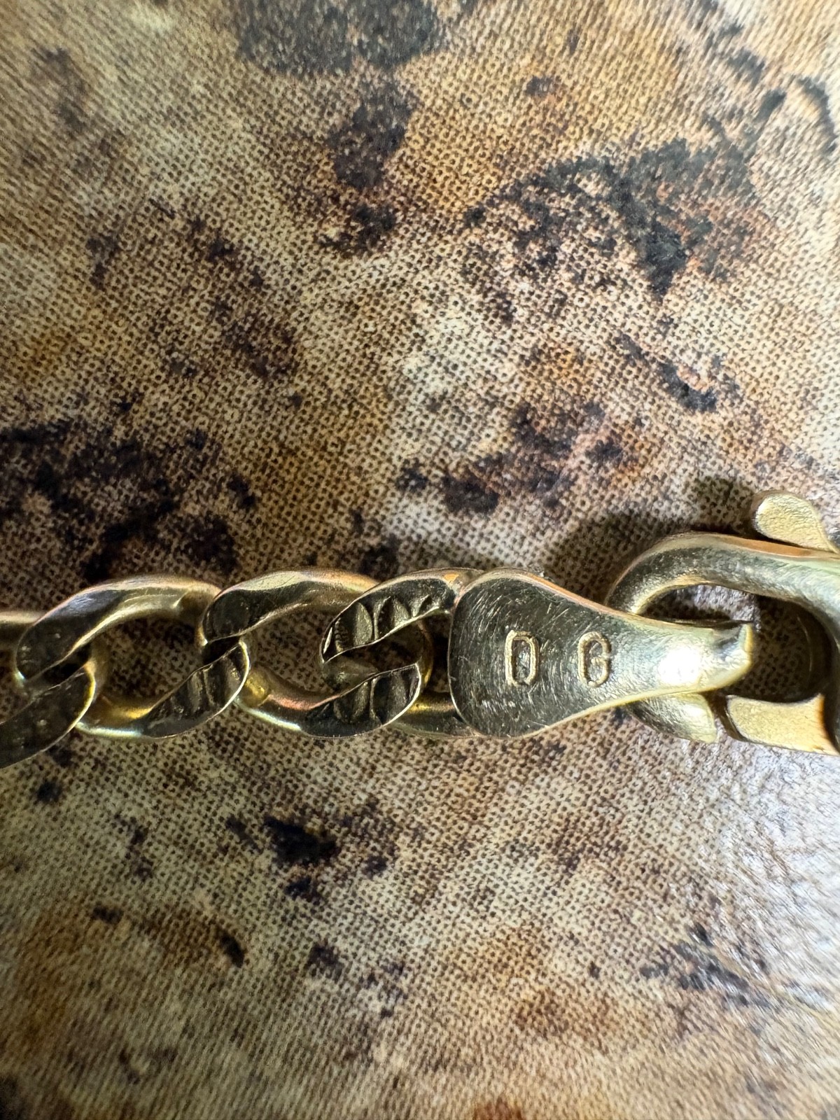 gold chain 14k figaro 24” 3mm