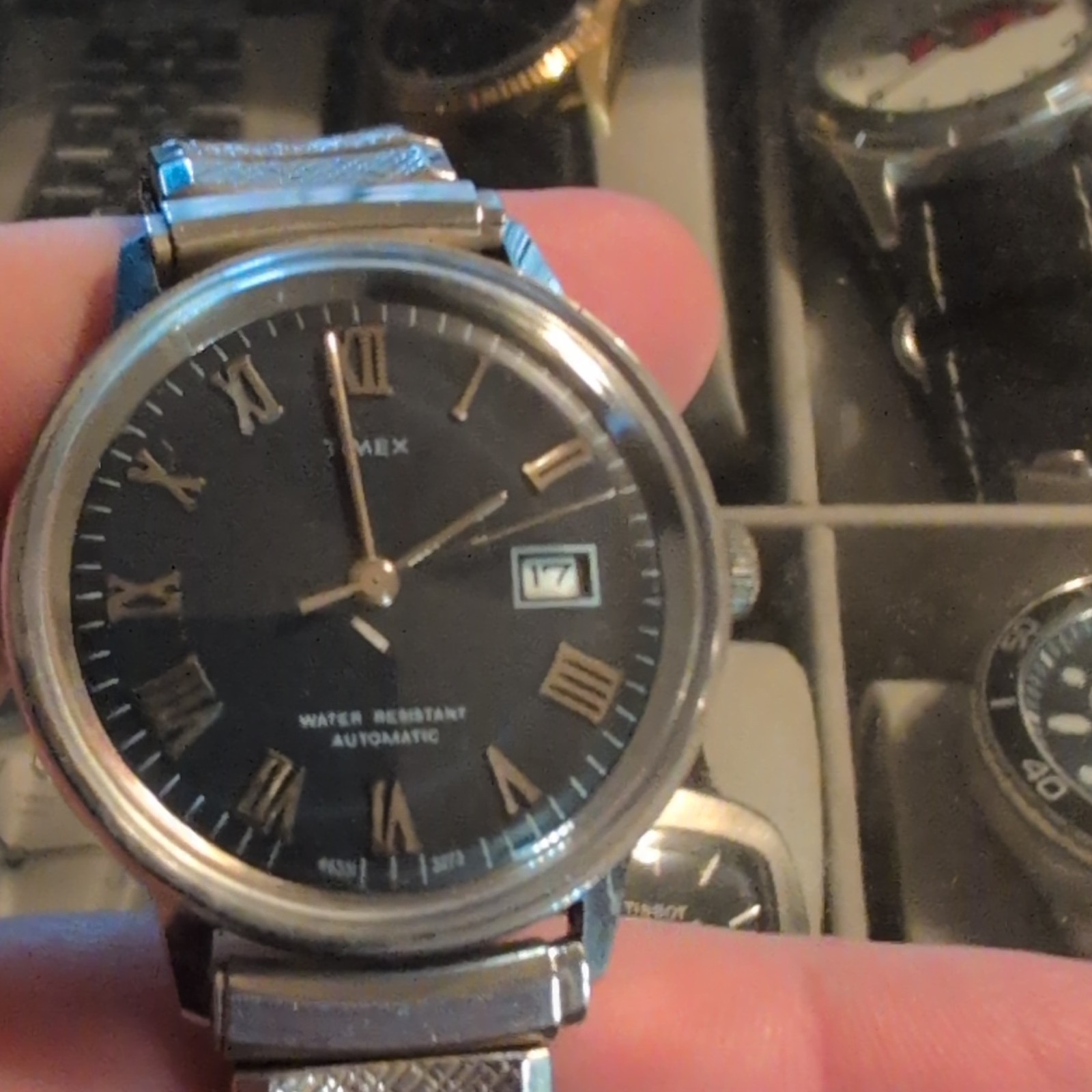Timex Automatic Analog Wristwatch Black Dial Date Water-Resistant Bracelet