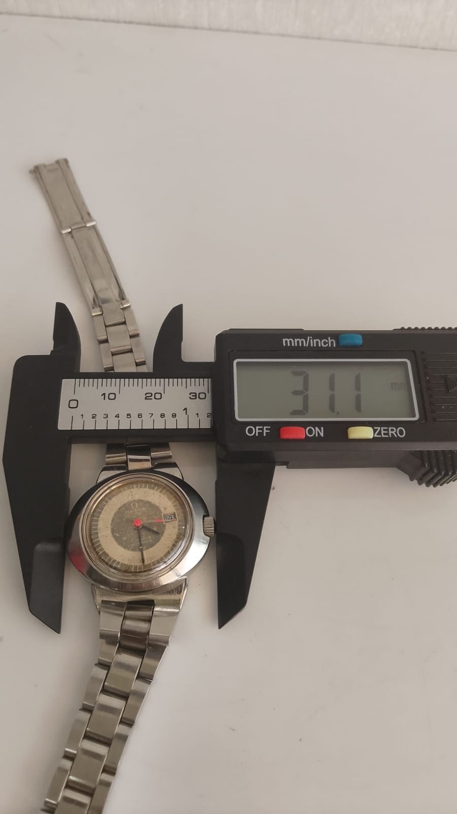 Omega Genève Dynamic