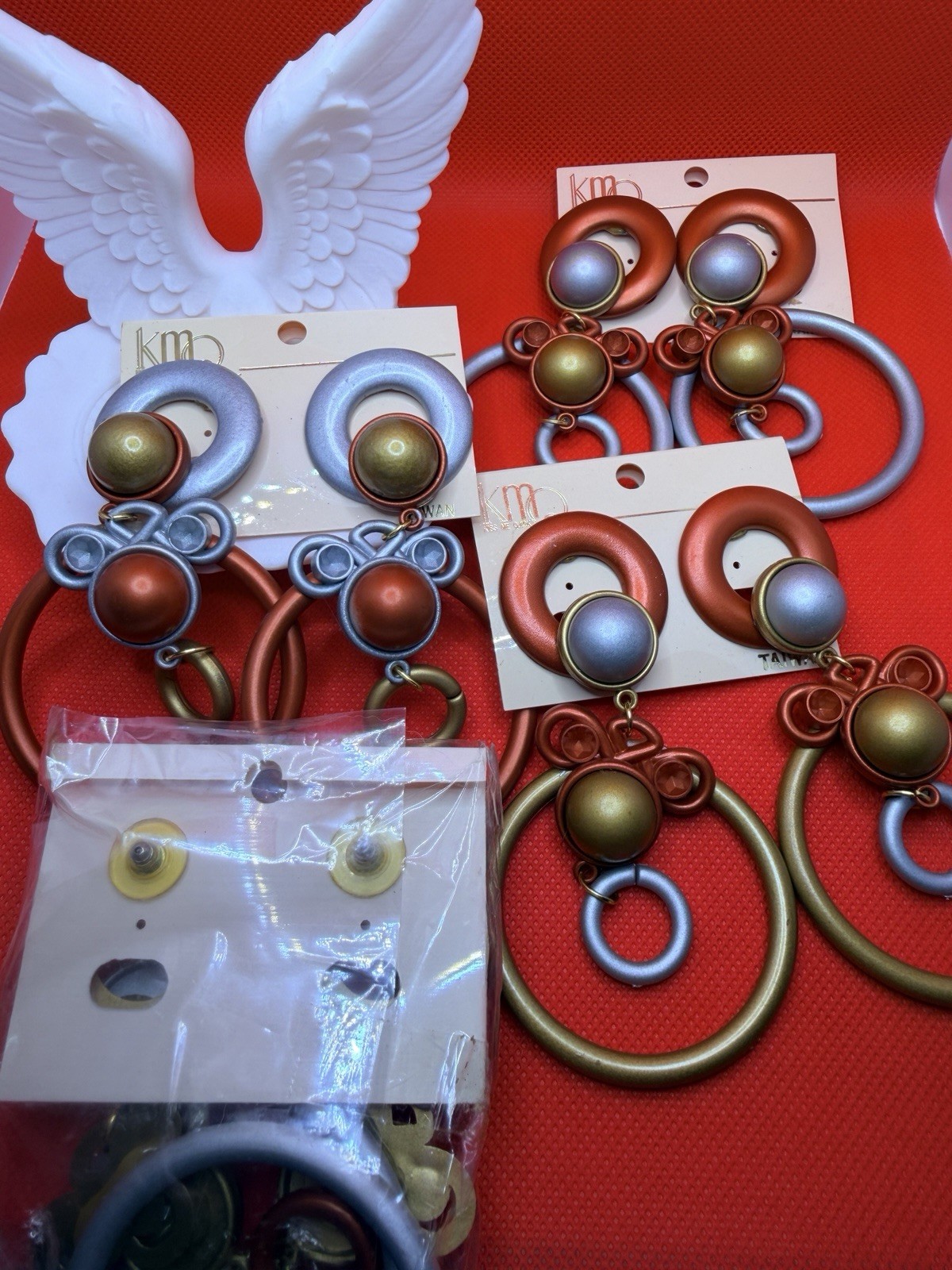 LOT OF 10 VINTAGE KMQ STATEMENT EARRINGS |OVERSIZED Multi Colors Gold Push Back