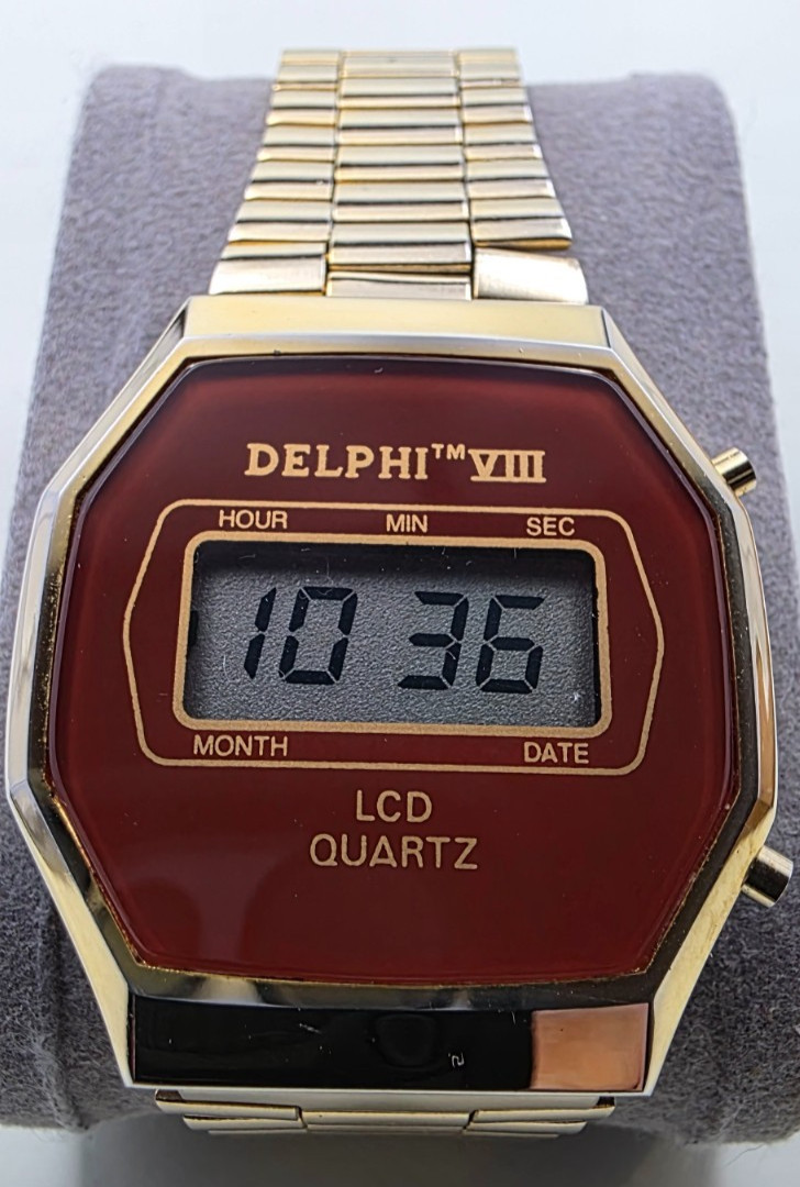 VINTAGE MENS 1970s To 1980s DELPHI VIII QURTZ LCD Red/Gold-Tone WATCH