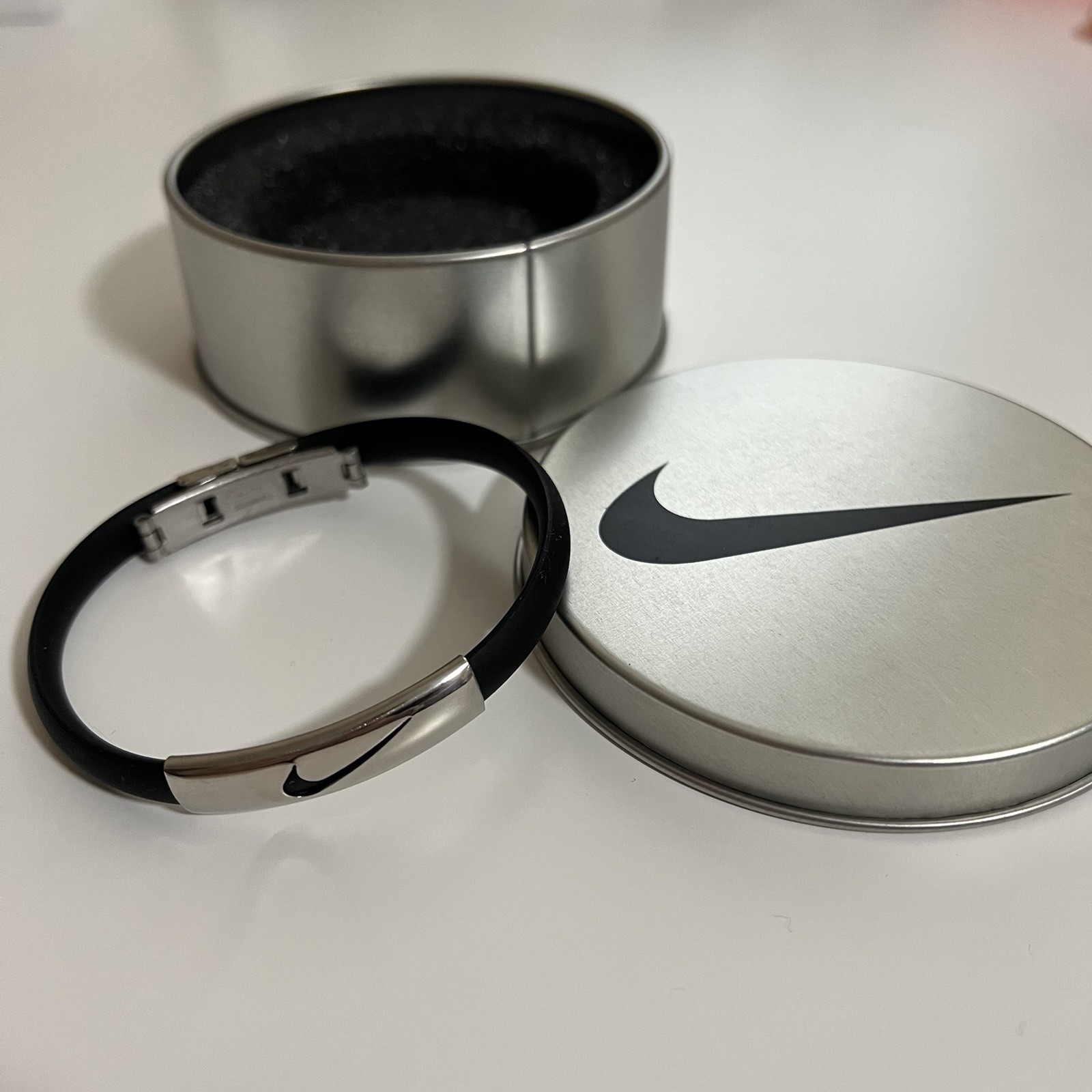One Nike Silicone Adjustable Bracelet with Metal Tin Case