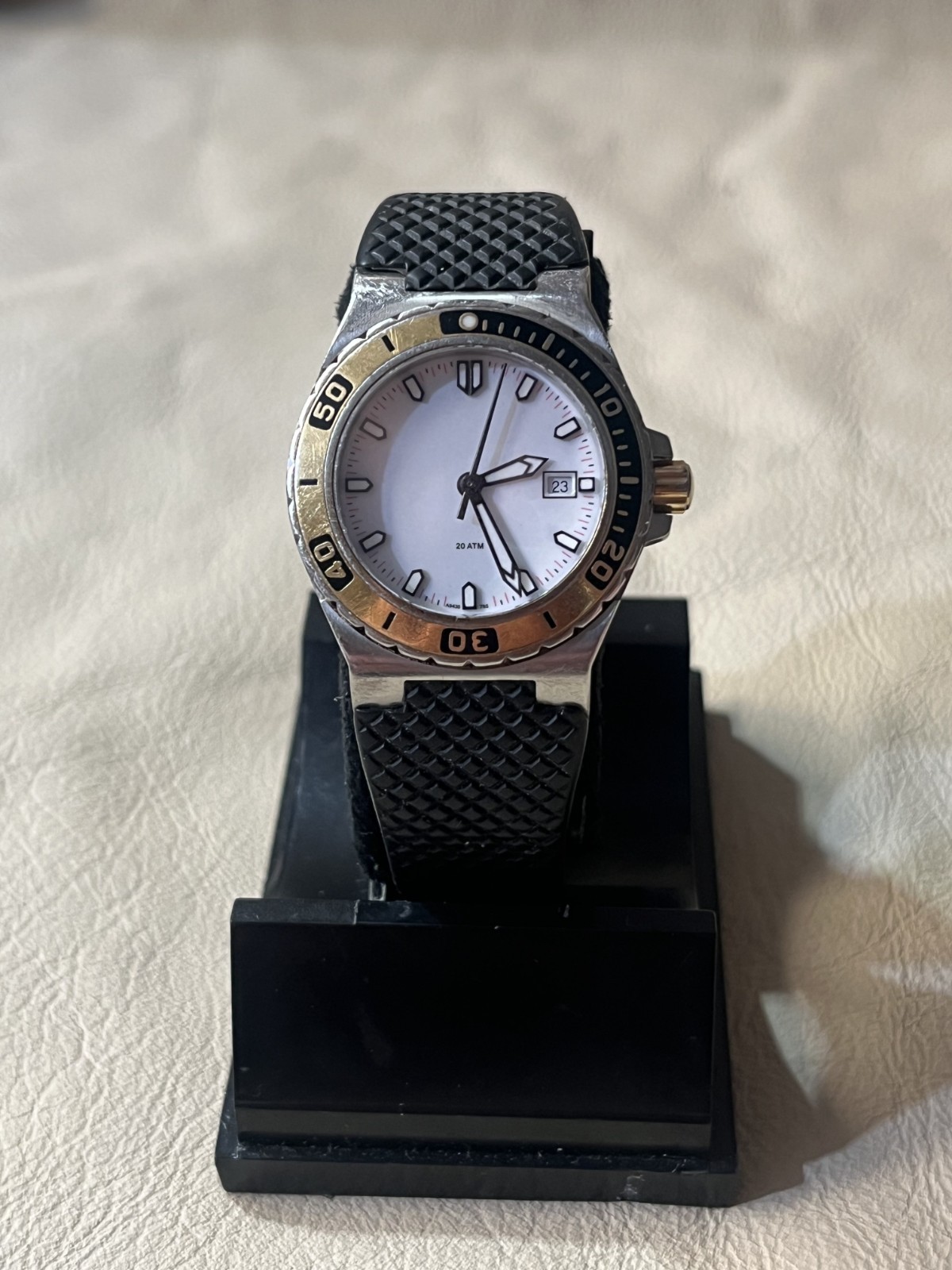Allon’s Diver 20 ATM/200M Diving Watch