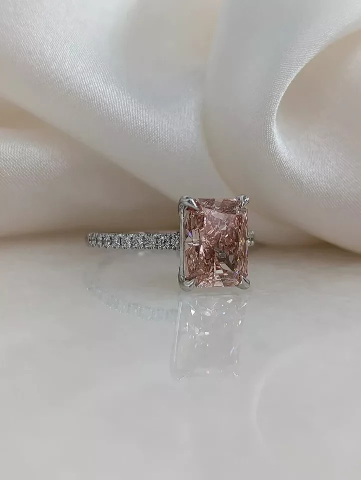 3.20 Ct Radiant Cut IGI Lab Created Diamond Ring 950 Platinum Fancy Vivid Pink