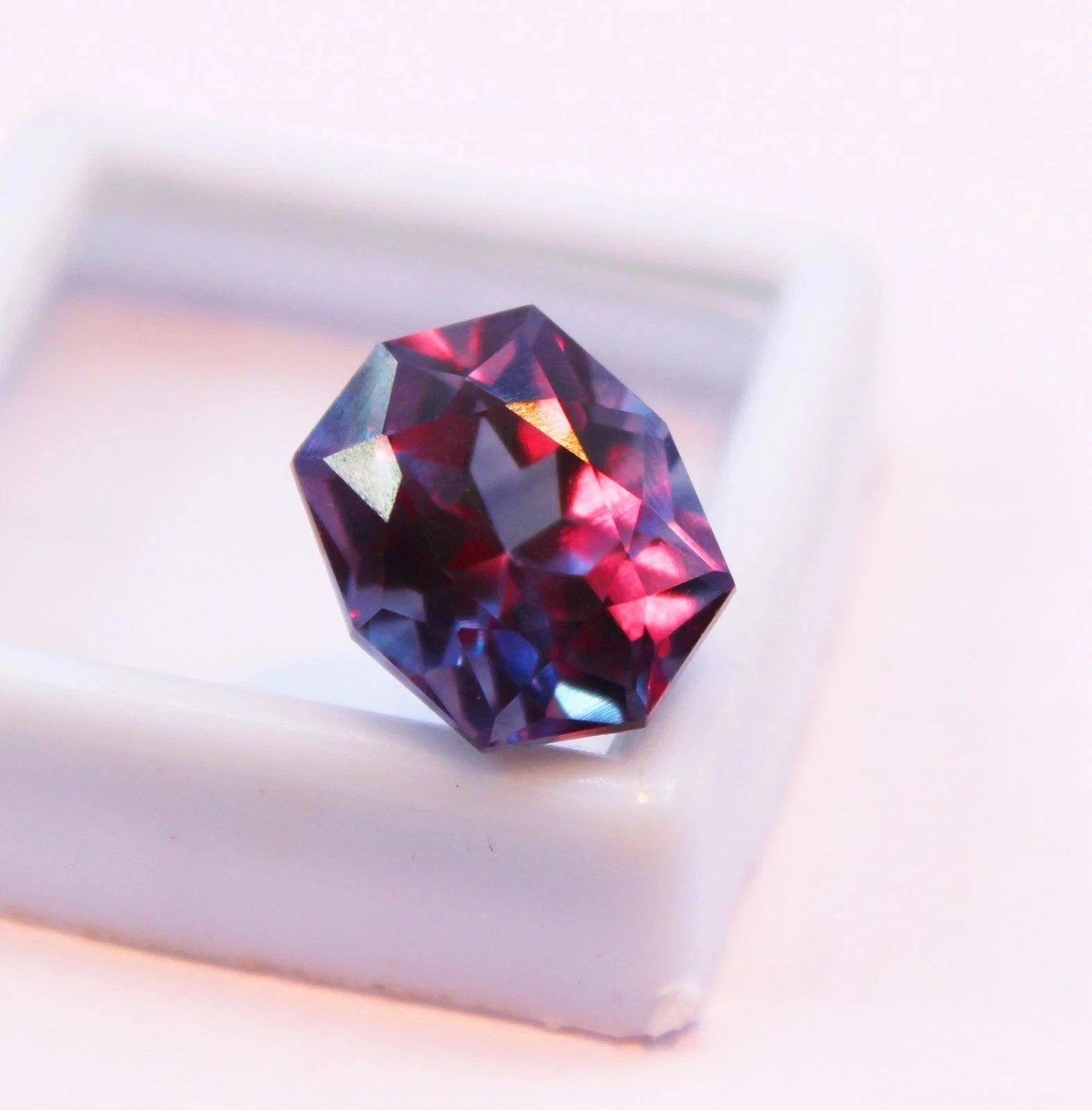 10 Ct Natural AA+ CERTIFIED Alexandrite Color Change Fancy Cut Loose Gemstone
