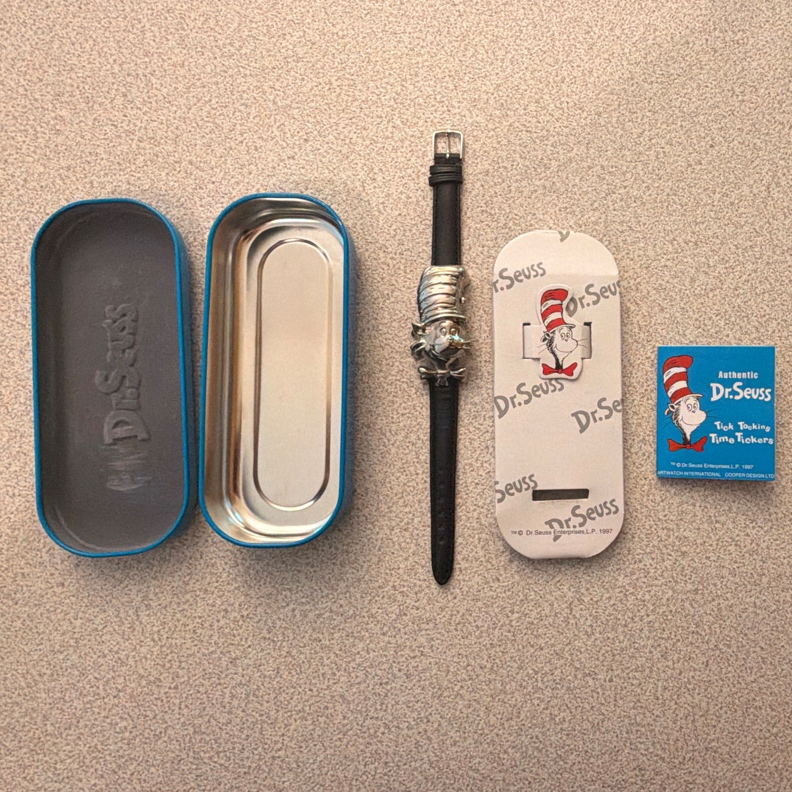 Dr. Seuss Tick Tocking Time Ticketers Flip Open Hat Analog Watch w/ Tin Box 1997