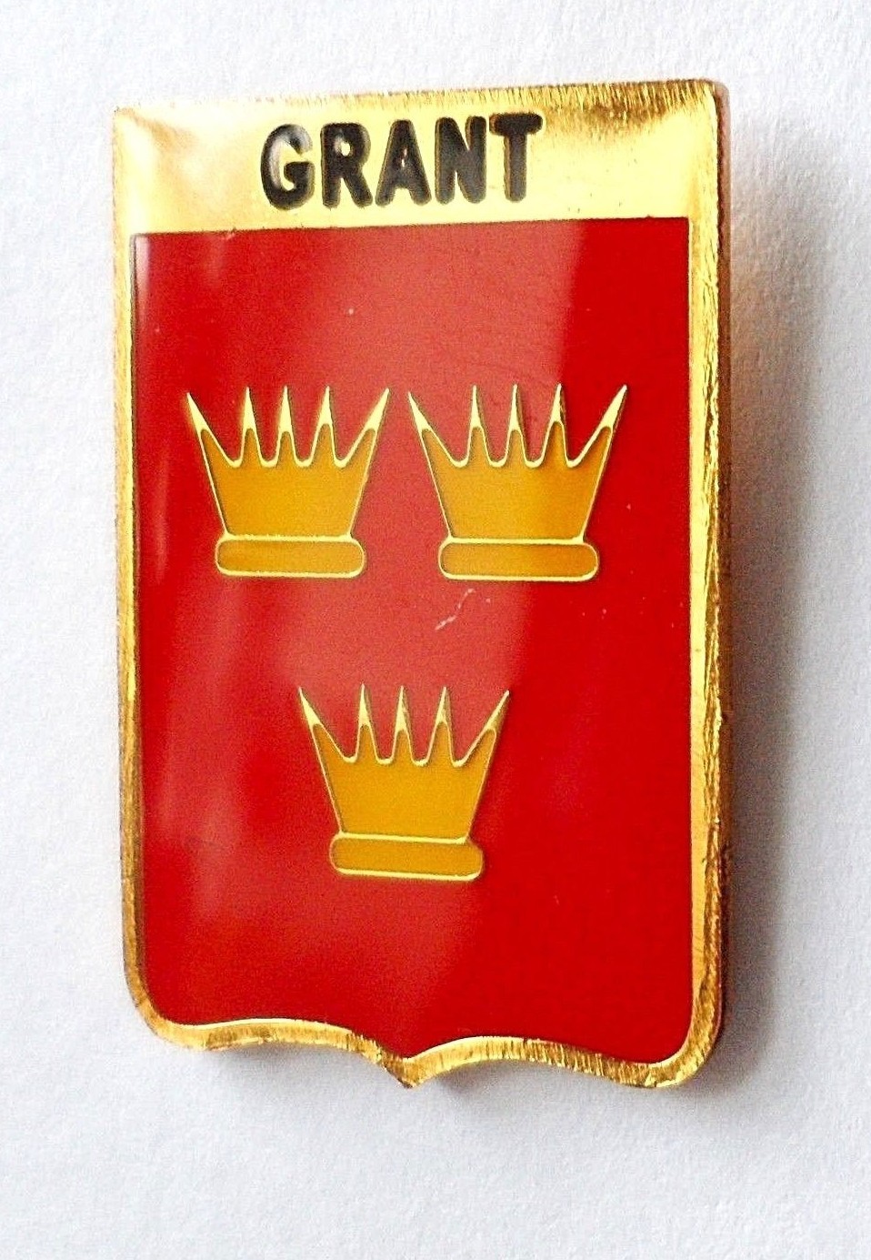 Grant Clan Scotland Scottish Family Name Crest Pin Badge –