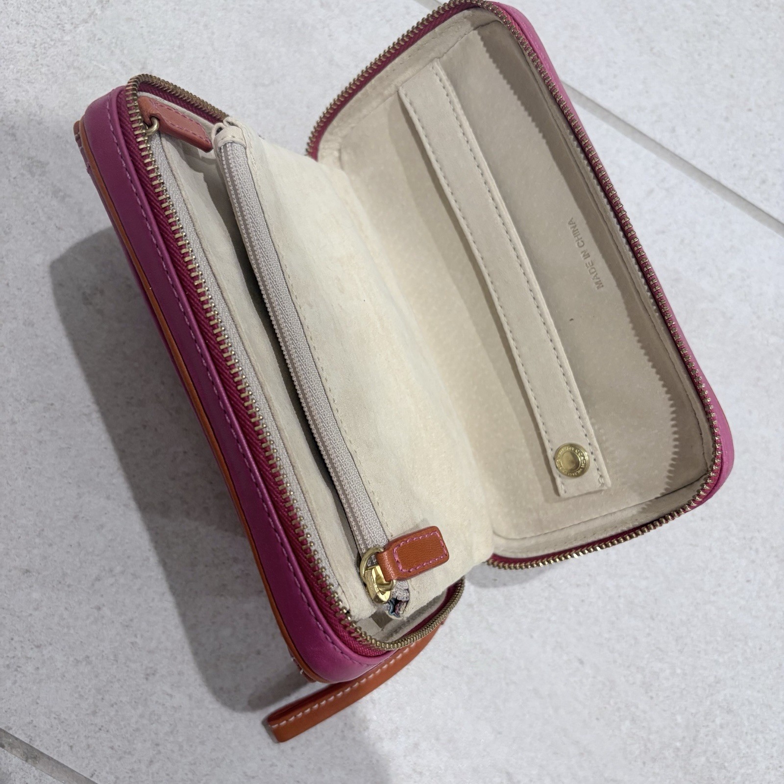 Authentic Coach Pink Leather Jewelry Travel Case – Excellent Condition
