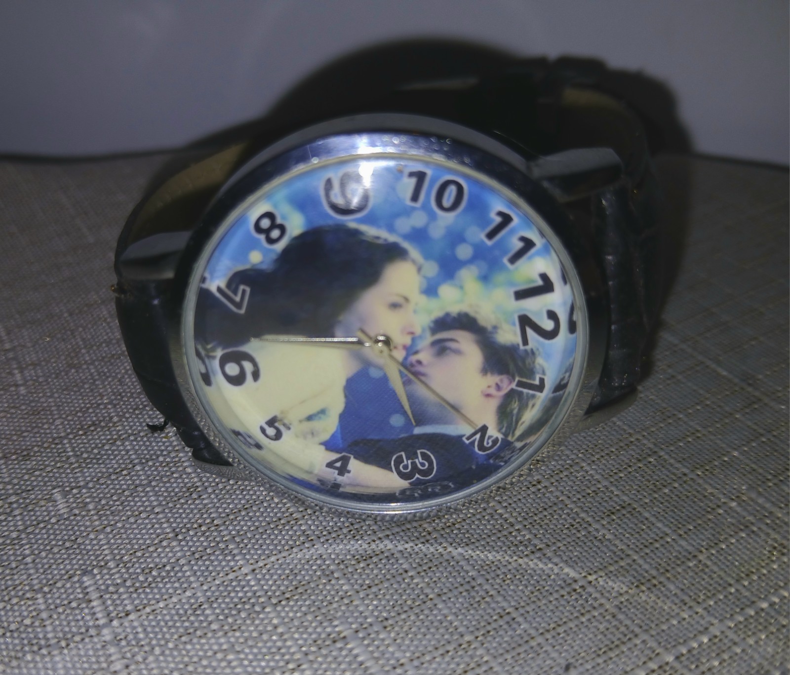 Twilight Saga Edward & Bella Wrist Watch Collectors Lot!
