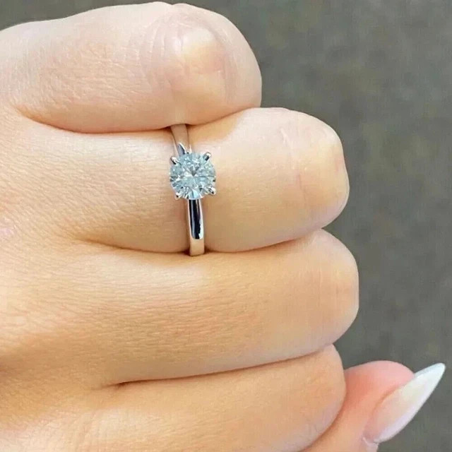 2Ct Round Cut lab-Created Solitaire Engagement Ring 14K White Gold Plated