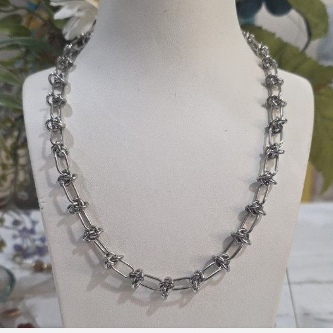 Stainless Steel 16″ Link Chain Necklace w/ Cross-Shaped Links