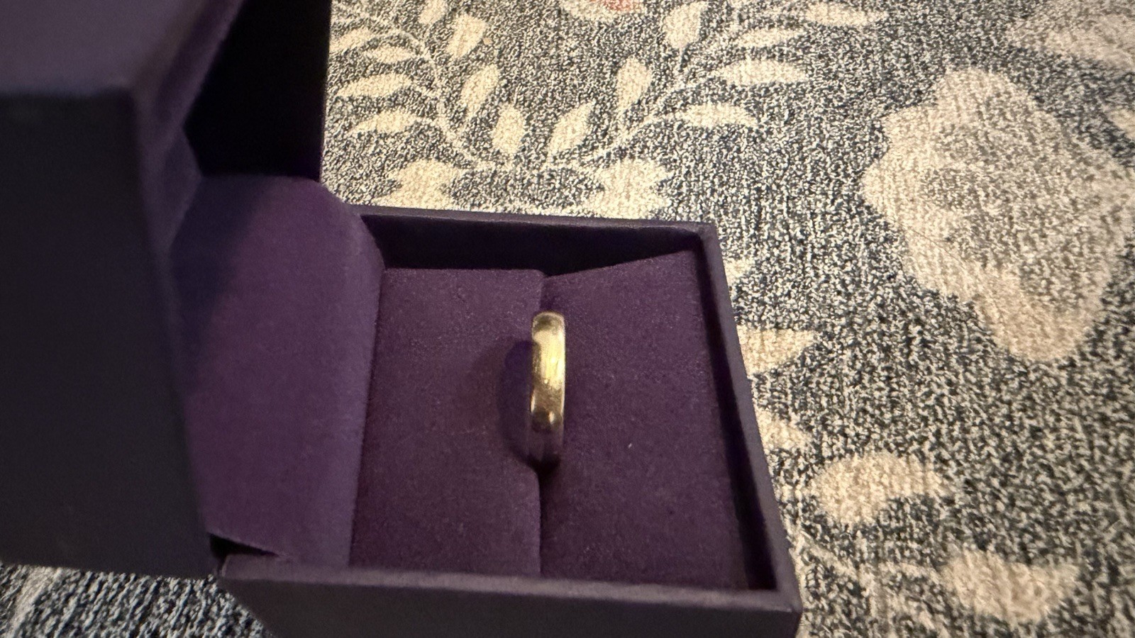 Zales 10K Yellow Gold 4mm Band