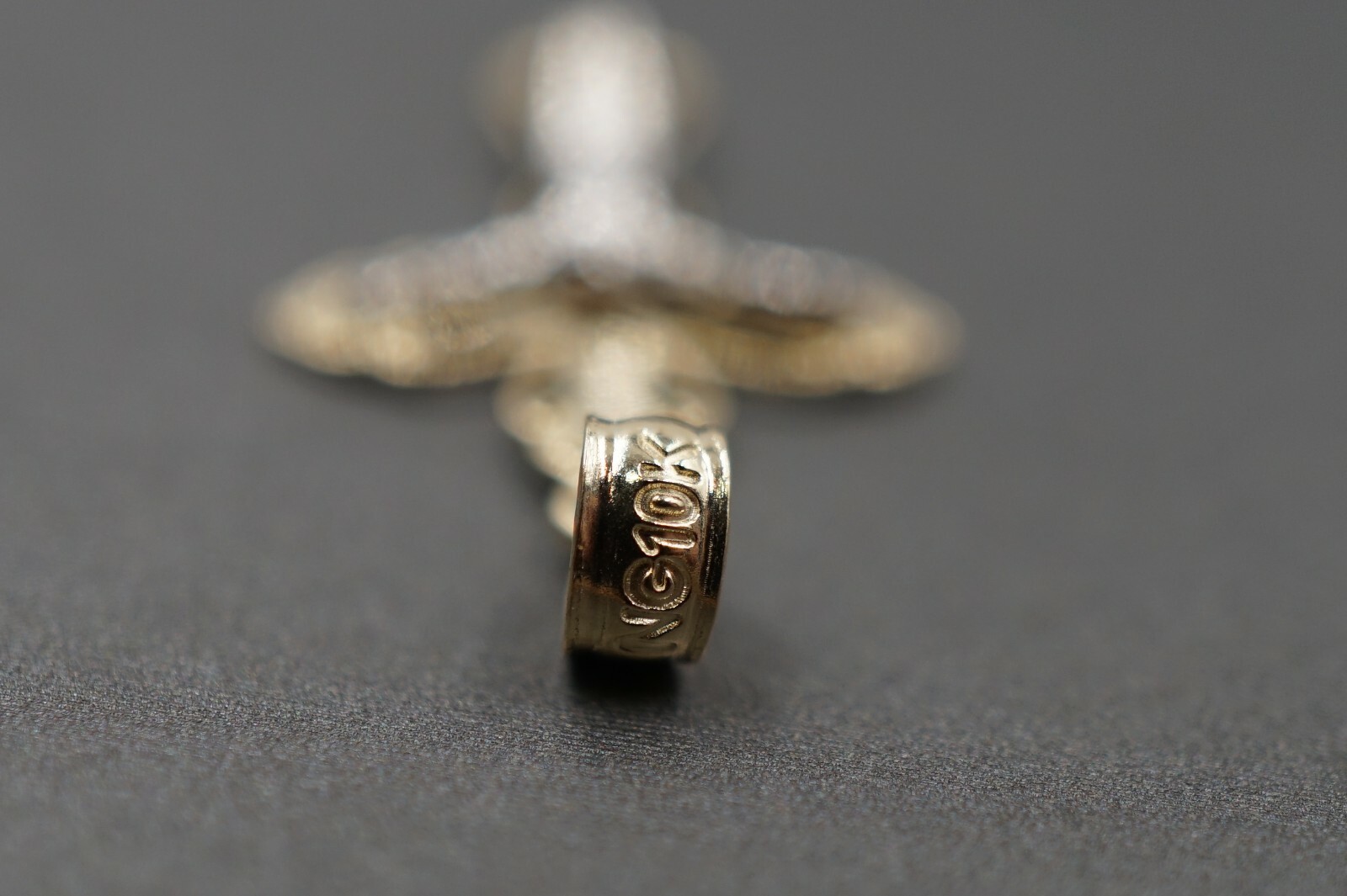 10K Solid Yellow Gold 1.05″ Diamond Cut Two Tone Crucifix Cross Charm Pendant.