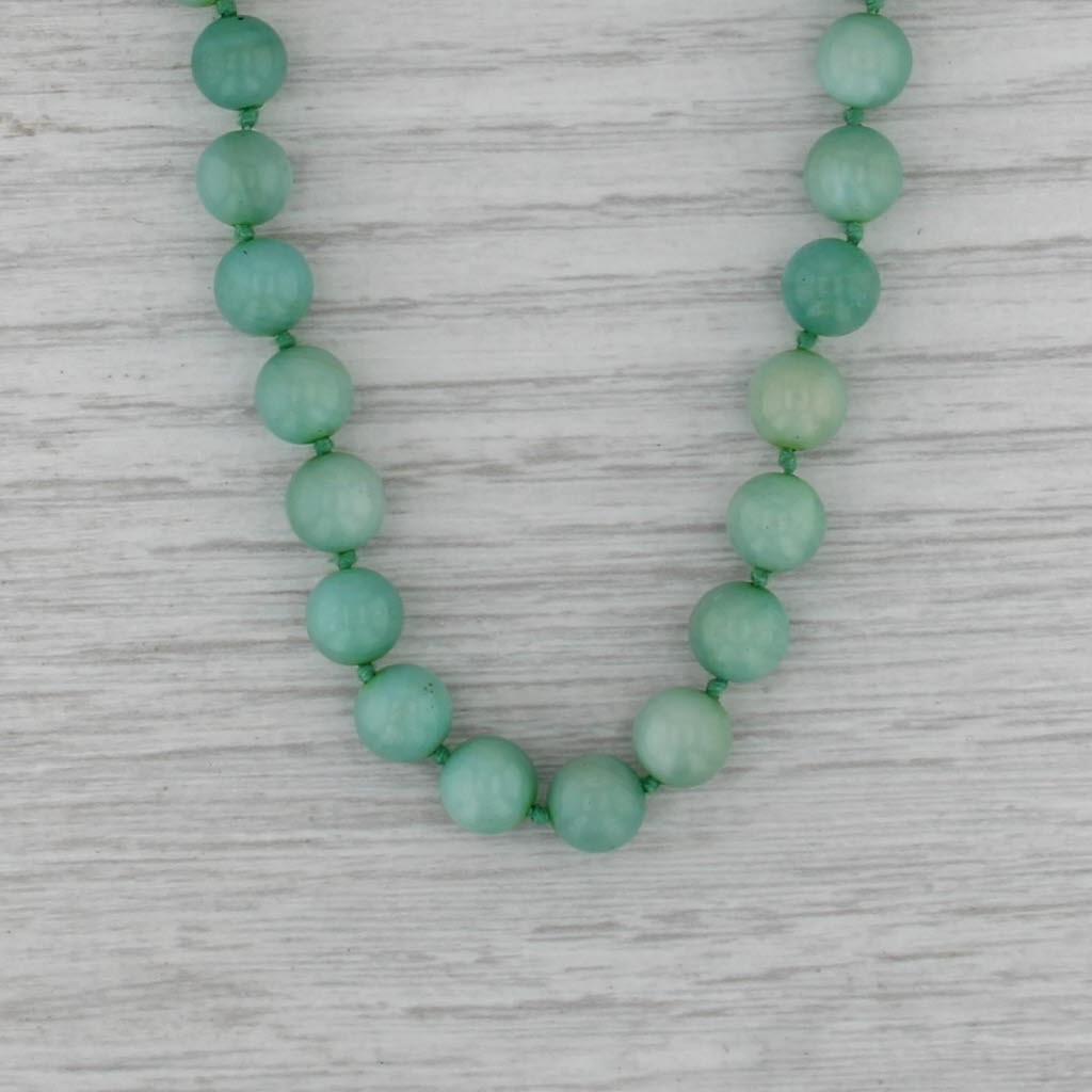 Green Shell Bead Strand Necklace 14k Gold Clasp 17.75″ 7.1mm-7.4mm