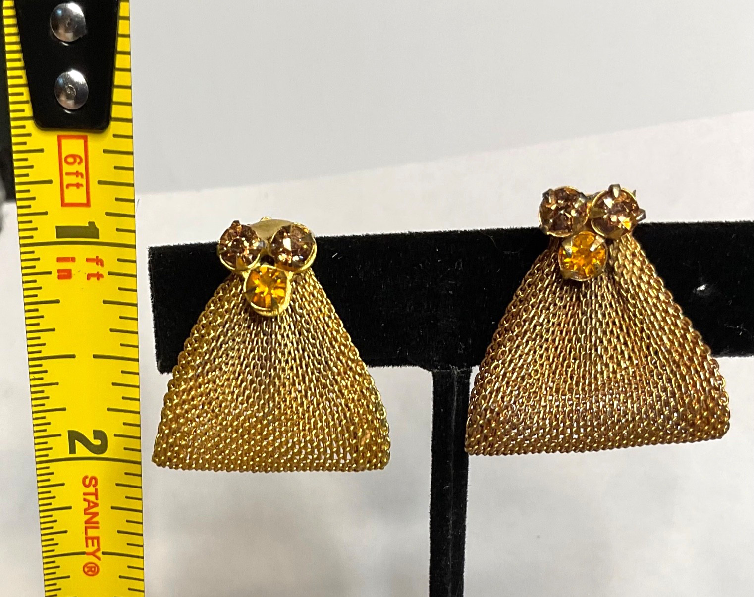 VTG. Signed ROBERT Amber-Tone MESH CLIP EARRINGS, NONE LIKE THESE! ELEGANT!