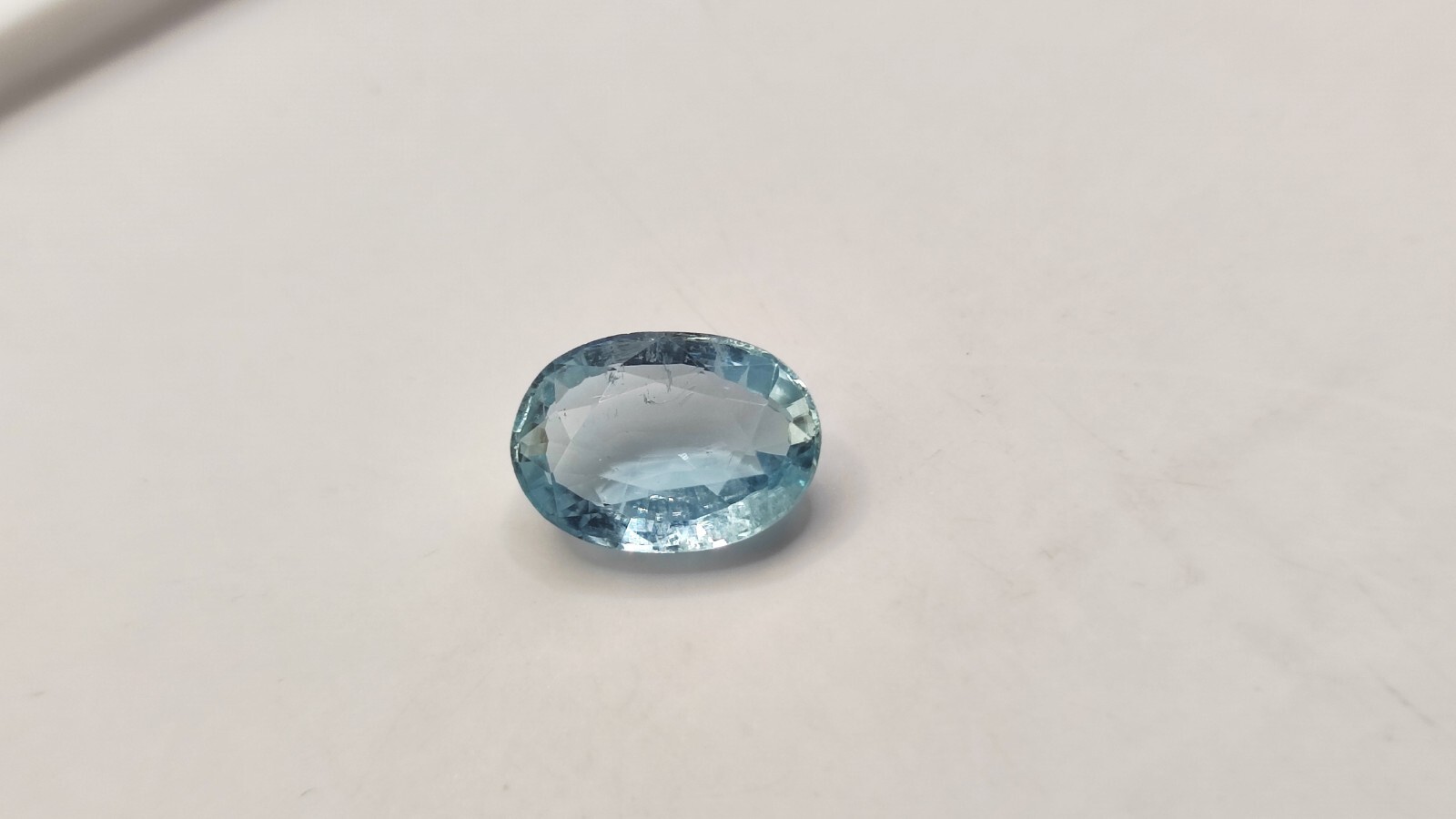 Natural Aquamarine Oval 12x8mm – 3.0 Ct Slightly Included