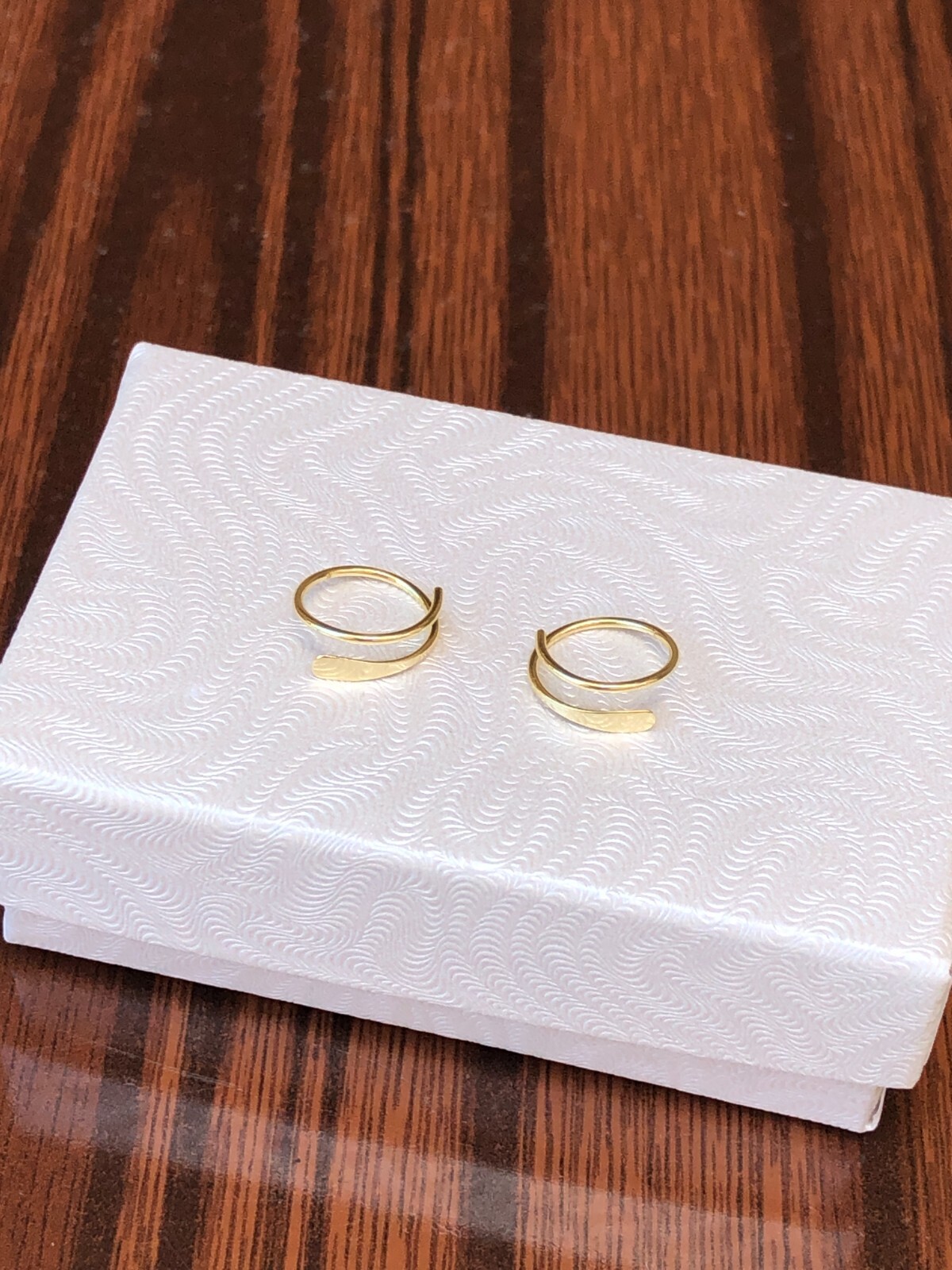 925 Sterling Silver Spiral Threader Huggie Hoop Earrings Womens 10mm x0.5mm TINY