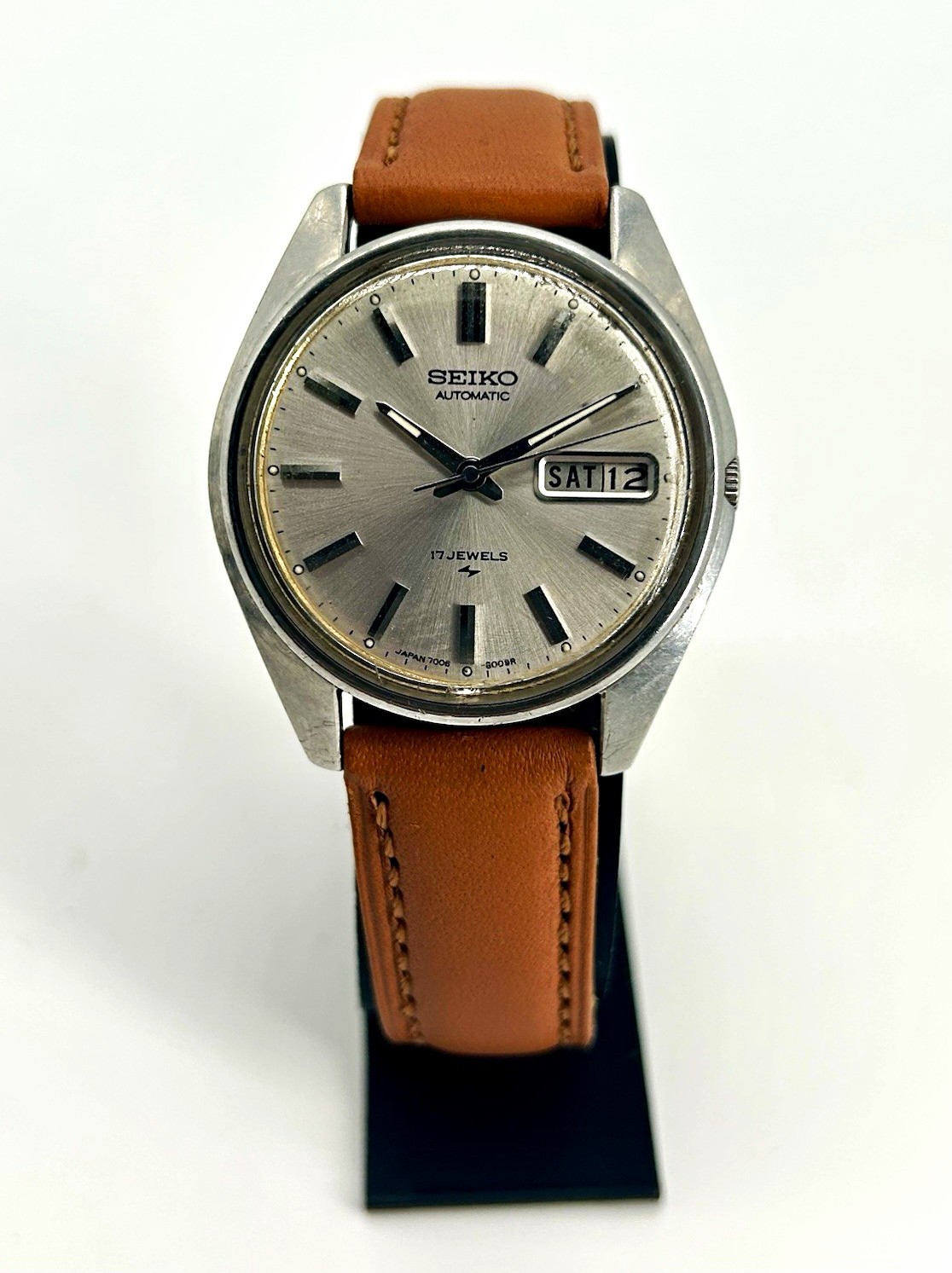 Vintage Seiko 7006-8007 Automatic 17 Jewels Silver Sunburst Day Date Men’s Watch