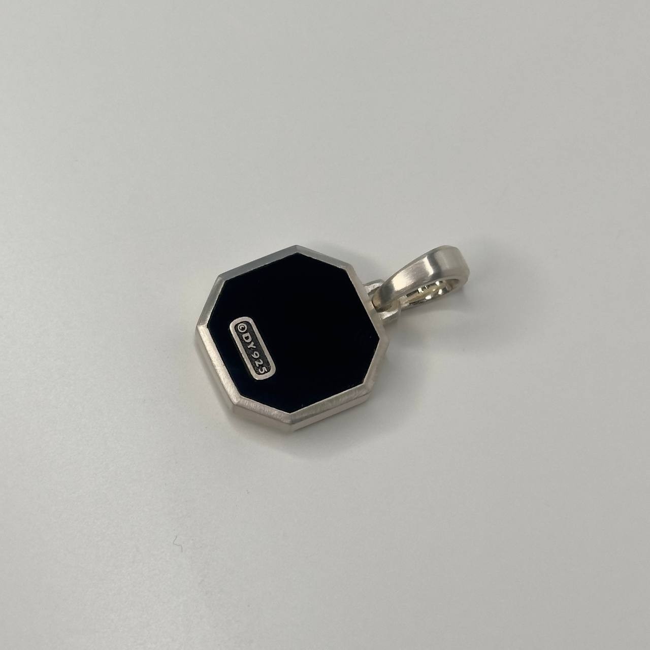 Authentic david yurman men’s pendant black onyx sterling silver amulet