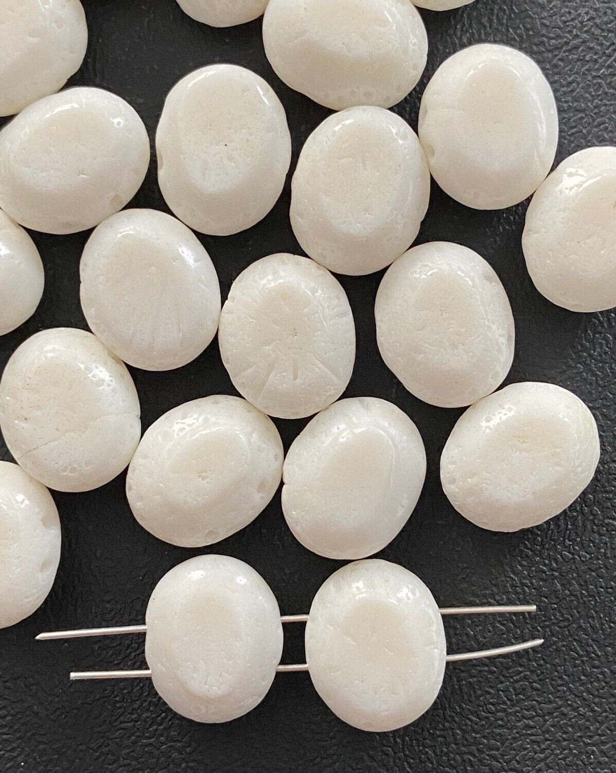 149 White Sponge Coral Puffed Oval Double Drilled 2-Hole 12x15mm Gemstone Beads