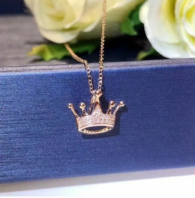 2 Ct Round Cut Simulated Diamond Crown Pendant Necklace 14K Yellow Gold Plated