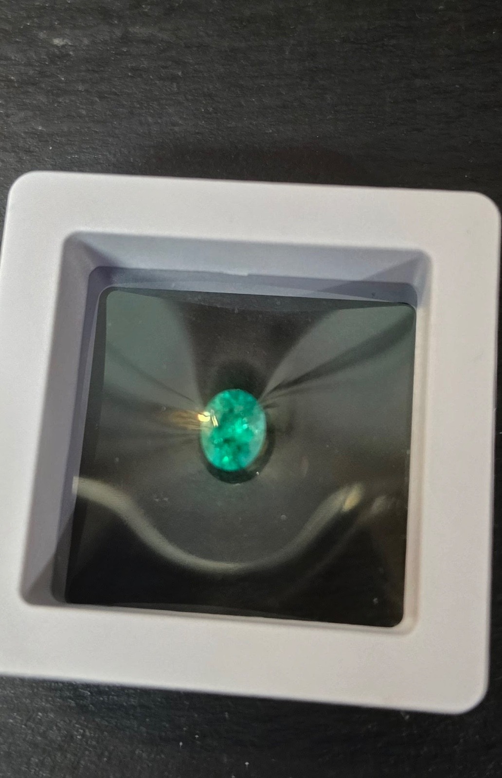 1.52 CERTIFIED natural colombian emerald