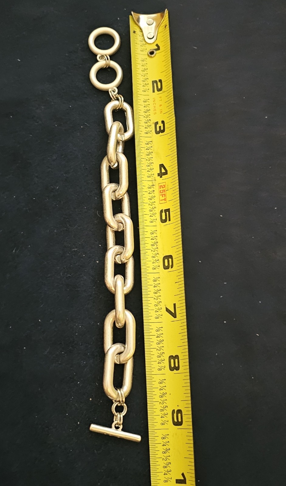 Zenzii Chain Link Bracelet Silvertone Very Light Weight. Toggle Closure