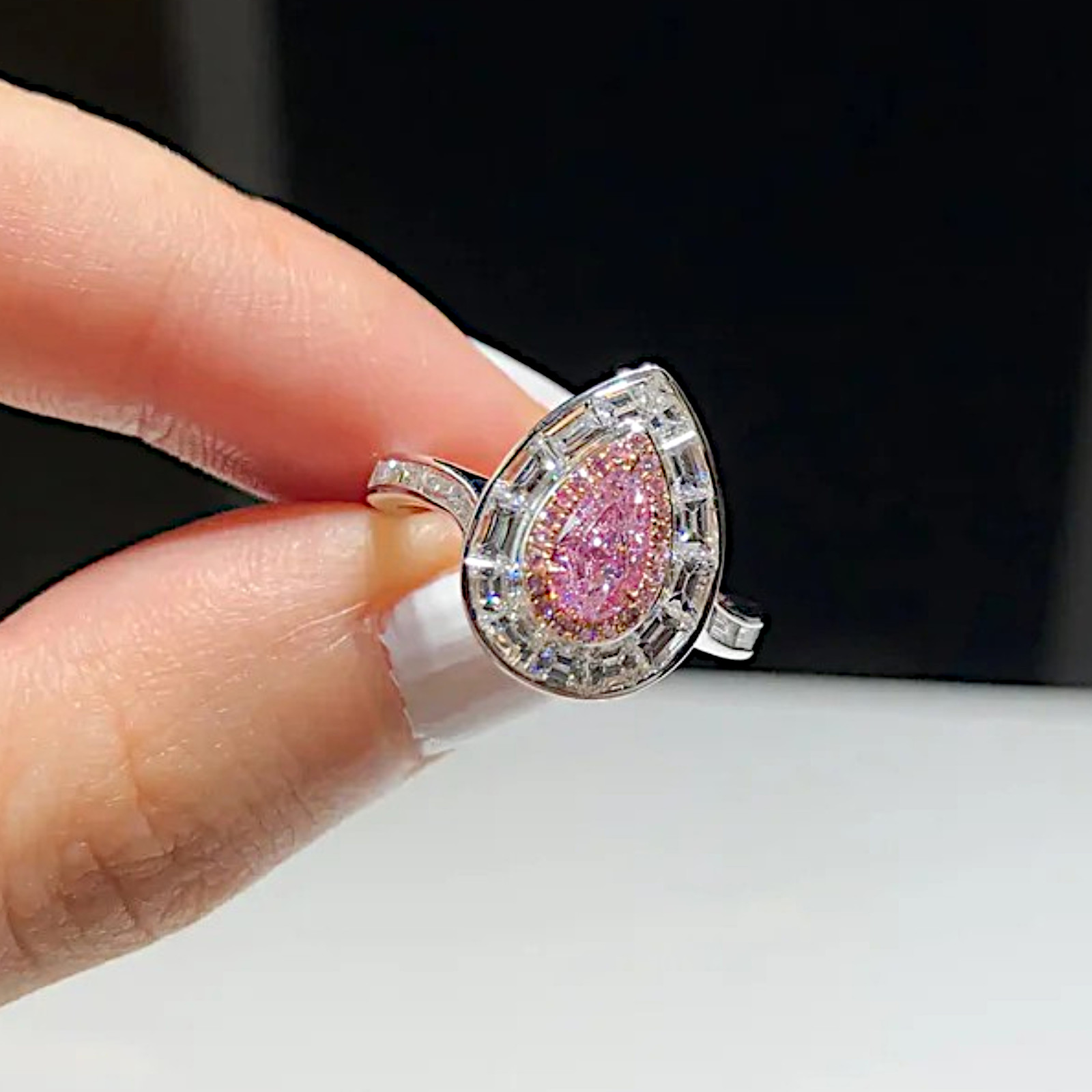 18k Multi Gold 3.65 Carat Fancy Vivid Pink Pear Cut IGI Lab Created Diamond Ring