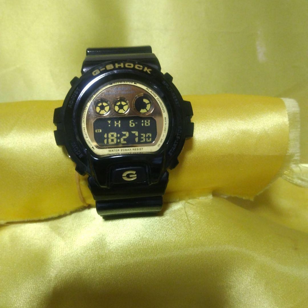CASIO G-SHOCK DW-6900CB wristwatch, battery replaced, super good condition