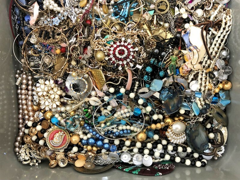 10 Lbs Pound Unsorted Tangled Jewelry Vintage Modern Lot Wear Junk TREASURE HUNT