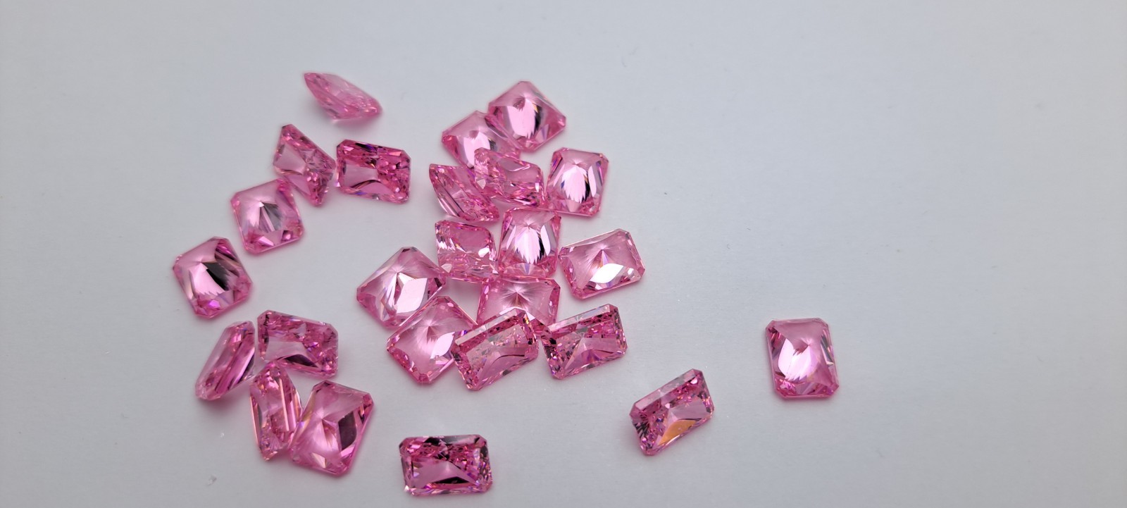 25 Pieces Dark Pink 9x7mm Emerald Radiant Cut CZ Cubic Zirconia Stones