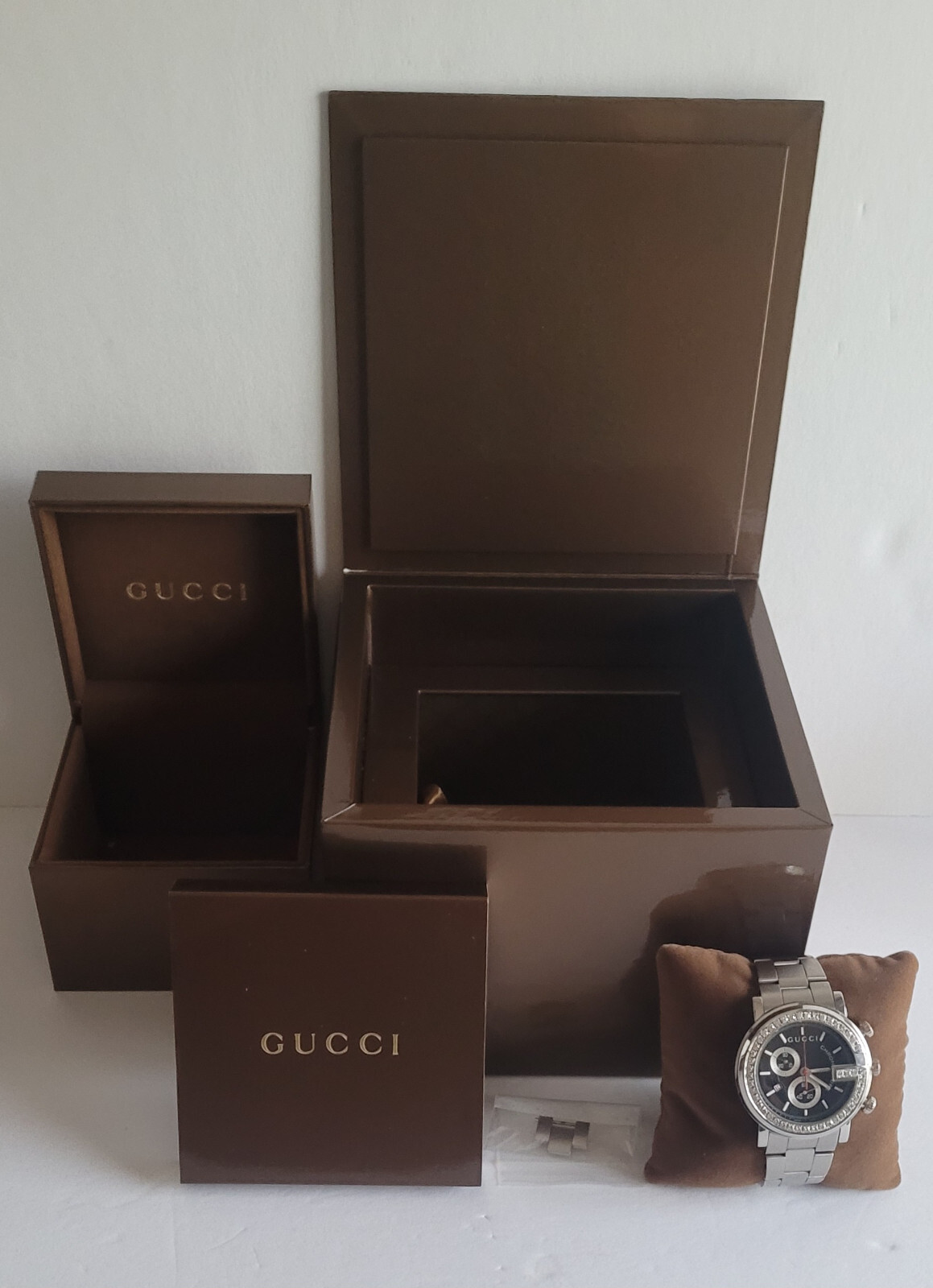 Gucci Chronoscope Watch 46 Diamond Bezel Mens’ SS Band Model #YA101309