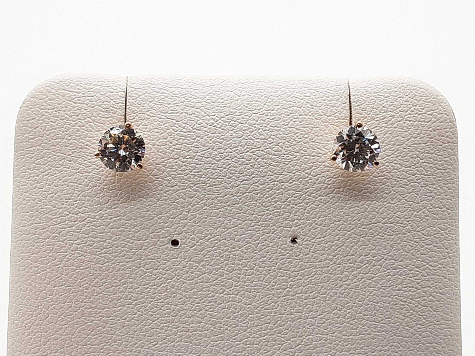 1.0 Cttw Lab Grown Diamonds 14k Yellow Gold 0.7g Stud Earrings Do0726orxde