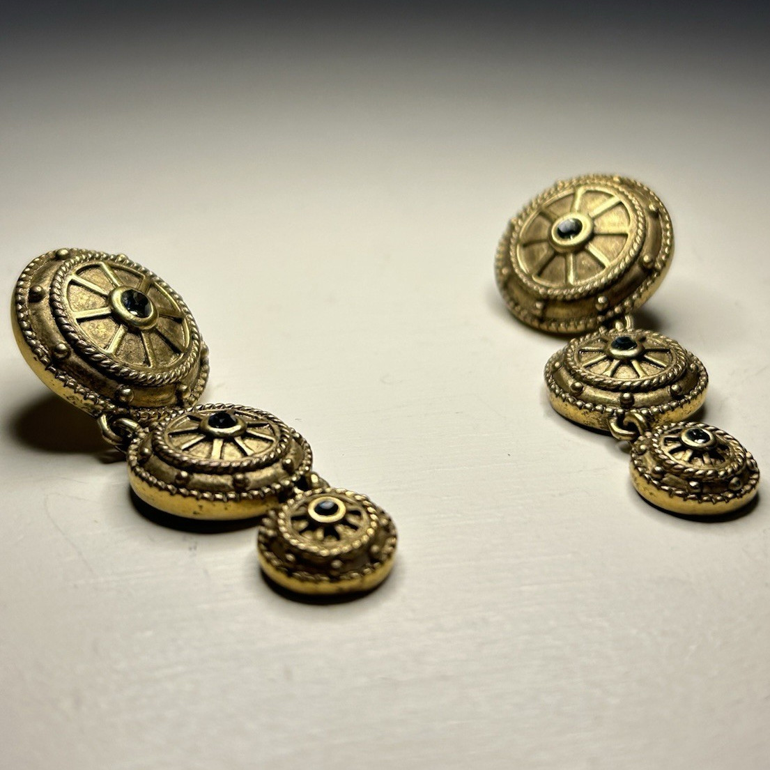 Vintage Signed T Tahari Antiqued Gold Tone Textured Rhinestone Dangle Earrings