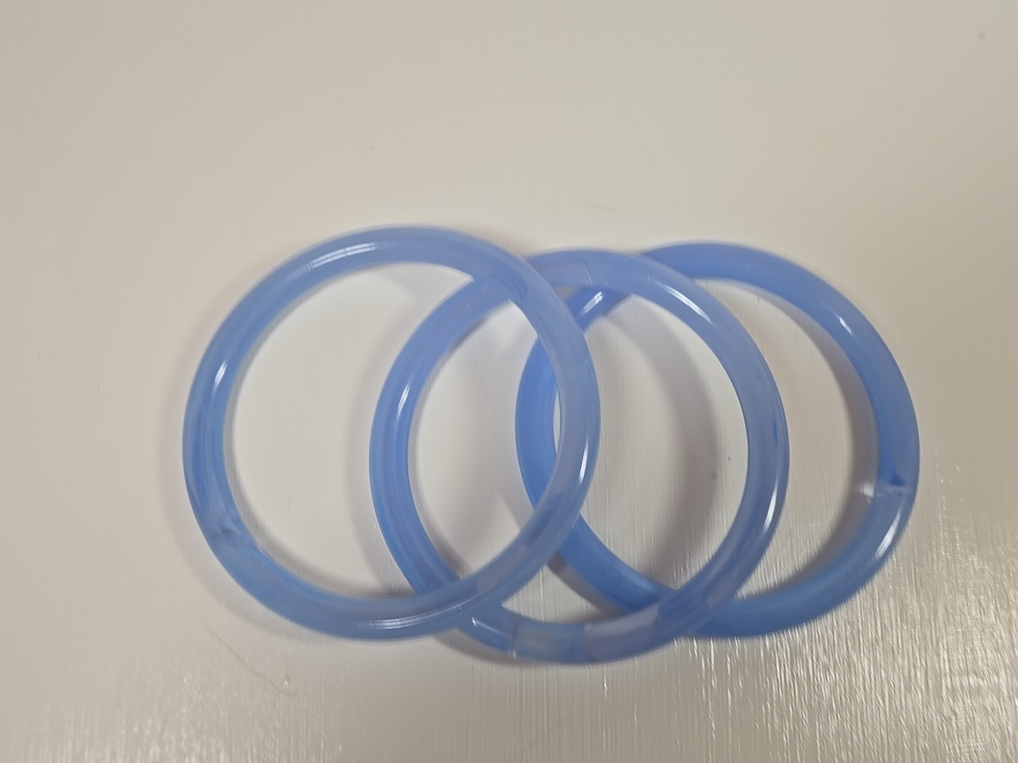 Acrylic Lucite Translucent Marbled Clear Periwinkle Blue Bangle Bracelet Lot (3)
