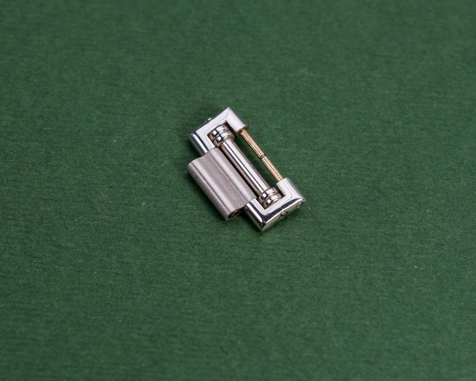 Authentic Piaget Dancer 16mm width 18k White Gold Link