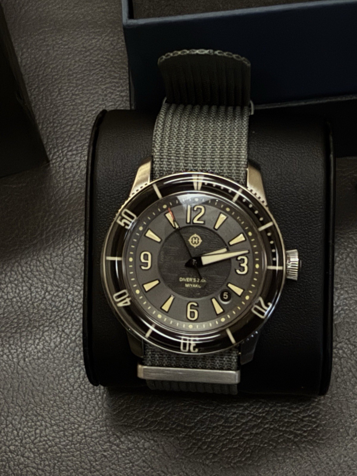 Helm Miyako 05AR1 Brand New With Extra Straps