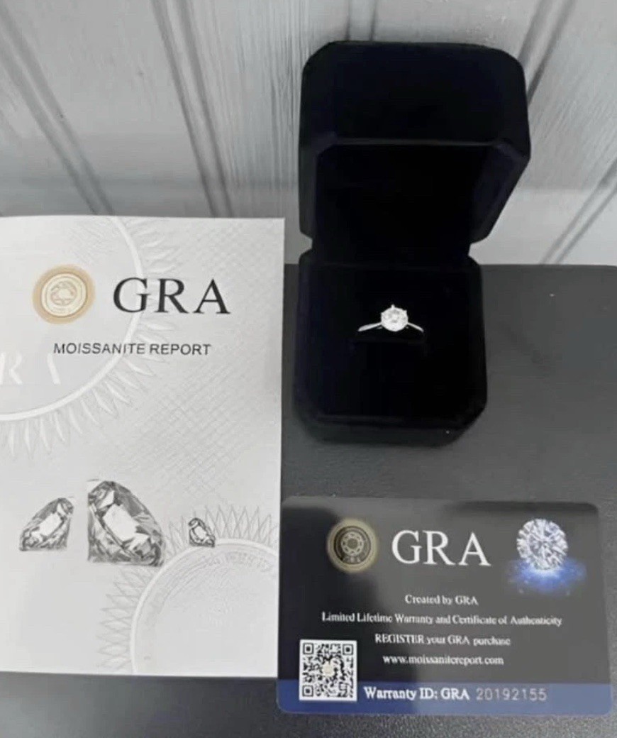 VVS1 Moissanite Adjustable Ring 925 Sterling Silver With Gra Certificate 1CT