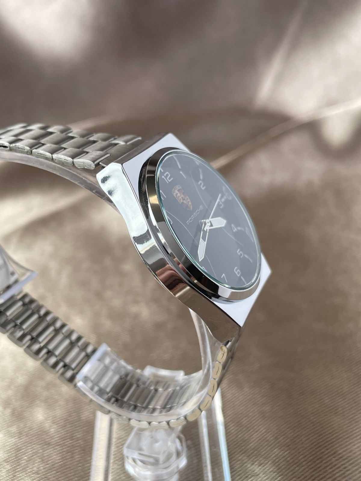 Porsche, handmade watch, quartz movement, Porsche