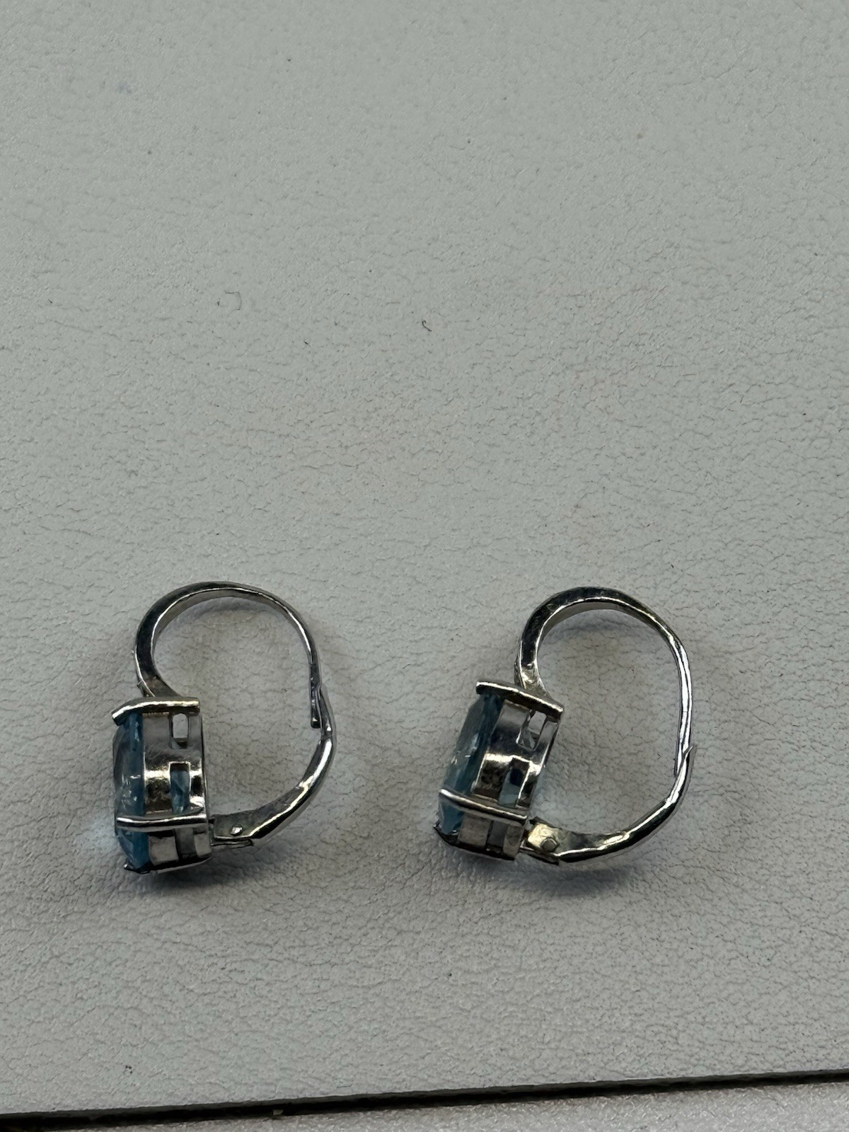 FAS Sterling Silver Pierced Earrings Lever Back Topaz