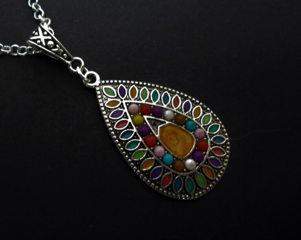 A LOVELY TIBETAN SILVER & ENAMEL TEARDROP BEAD PENDANT NECKLACE. NEW.