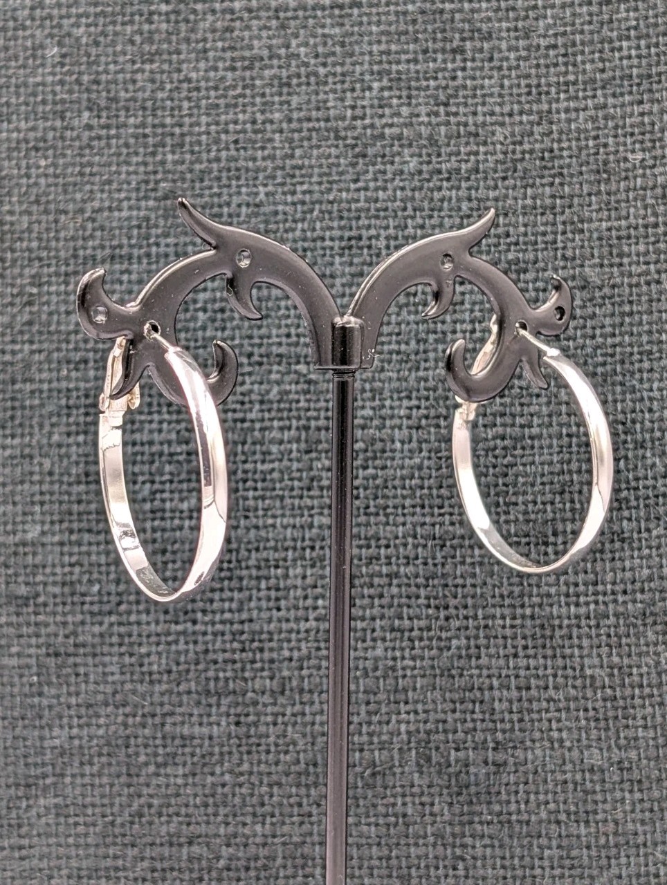 Vtg IBB 925 Sterling Silver 3mm Flat Hoop Earrings Classic 1.15″ 4.2g Thailand