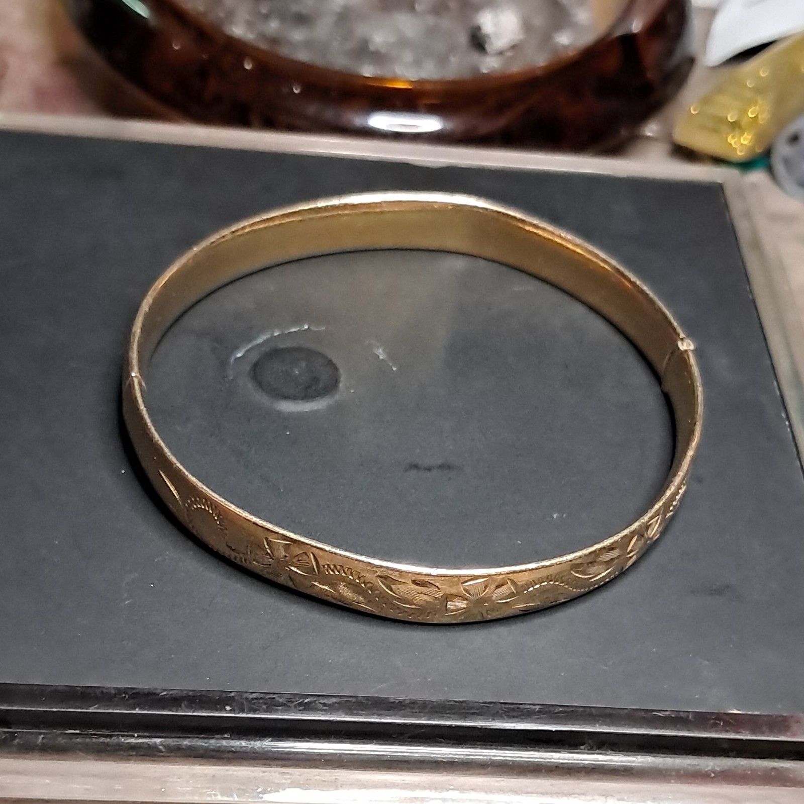 Vintage Marathon 14k Yellow Gold Hinged Bangle Bracelet Signed, No Stone