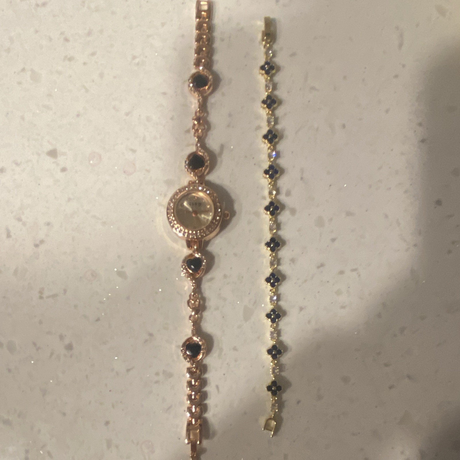 Women’s Dress Analog Wristwatch 12-Hour Gold Dial Gold Tone Metal Bracelet