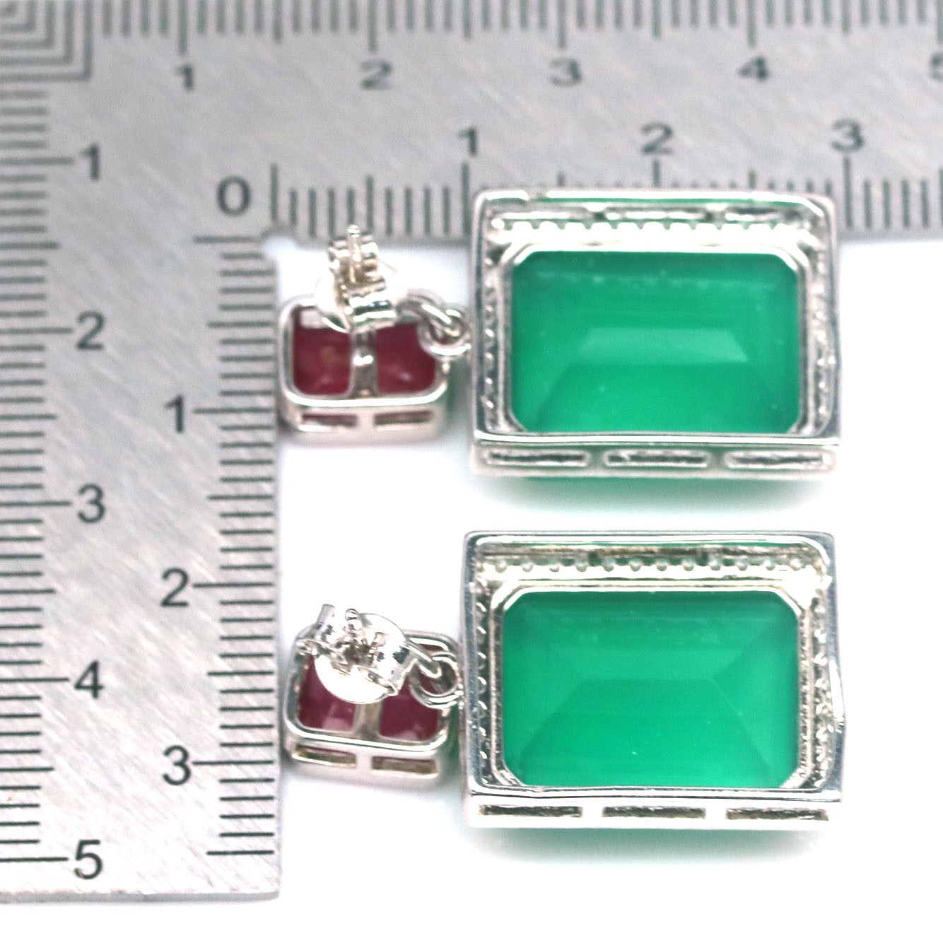 Thai Handmade 12 x 15 mm. Green Agate Ruby Zircon Earrings