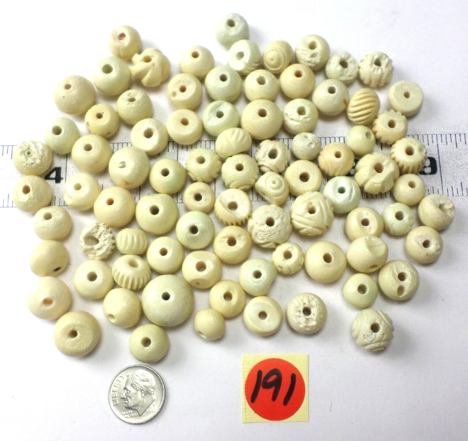 60 Vintage Buffalo Cream Vanilla Bone Carved Large Round Beads Mostly 26mm