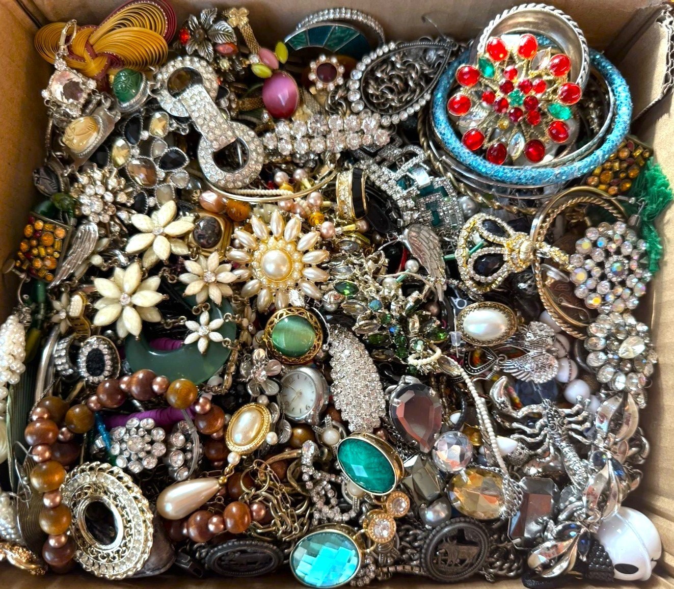 Tangled Jewelry Lot 3 Lbs Unsorted Unsearched Vintage & Modern Junk & Resale