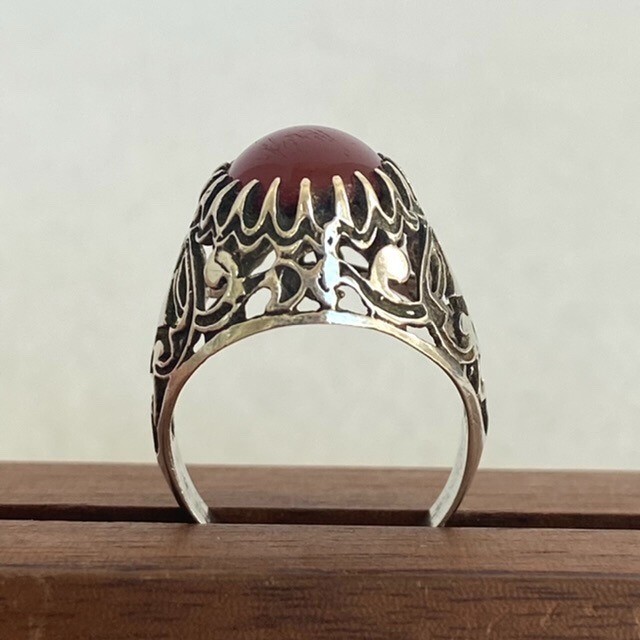 VTG 800 Silver Pierced Filigree Oval Bezel Set Red Agate Statement Ring Sz 6.25